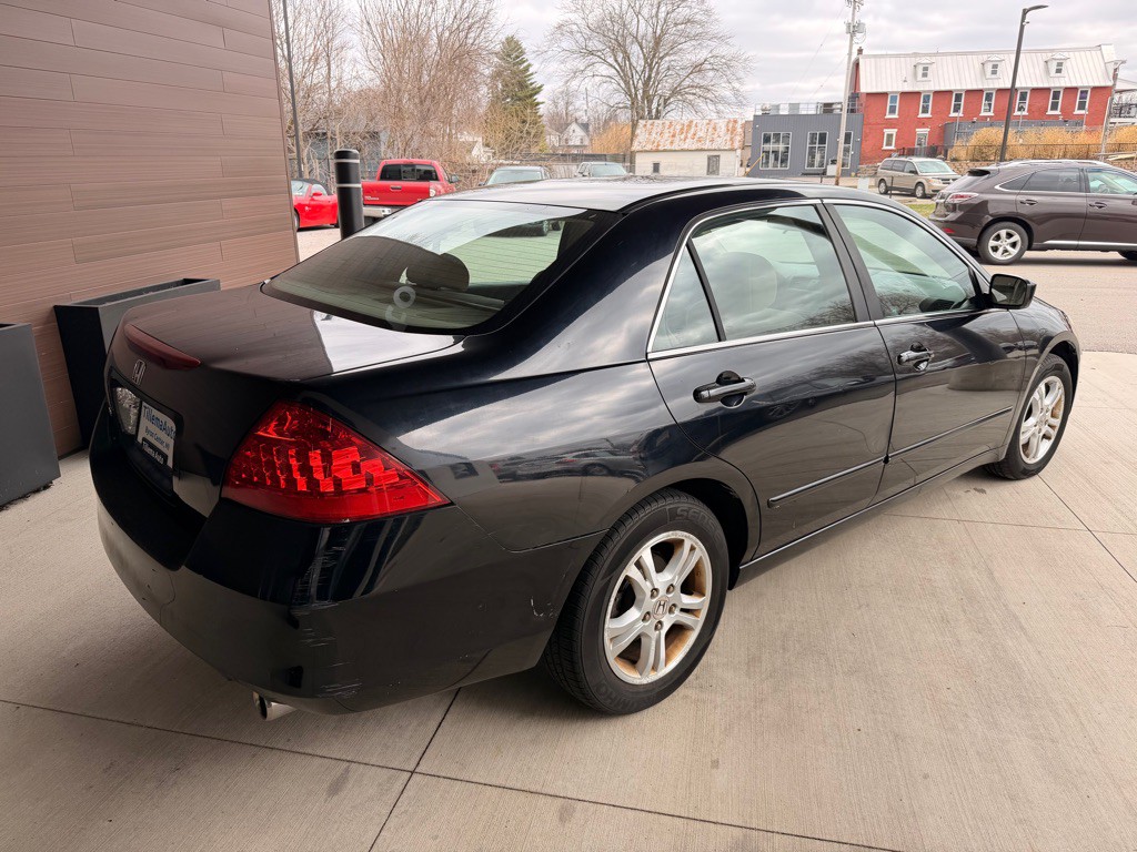 2007 Honda Accord Image 7