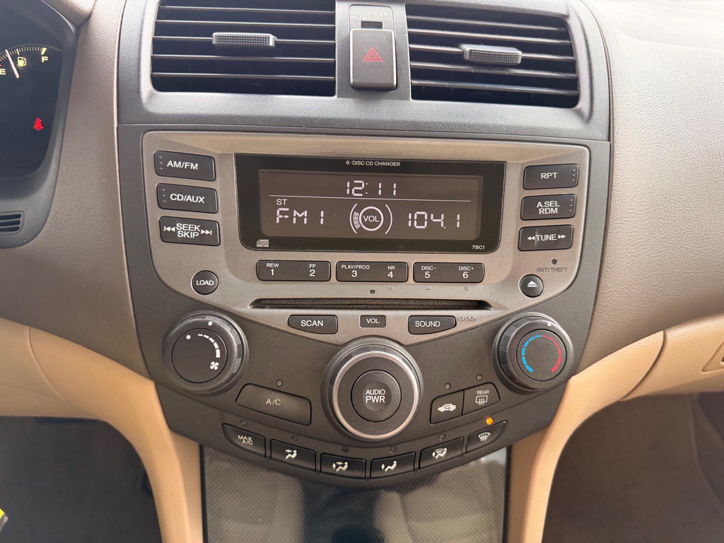 2007 Honda Accord Image 23