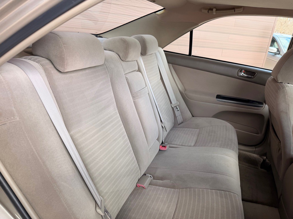 2005 Toyota Camry Image 14