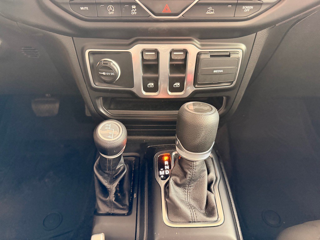 2021 Jeep Wrangler Image 22