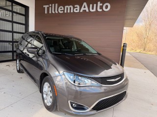 Image for 2017 Chrysler Pacifica Touring L ID: 7329141