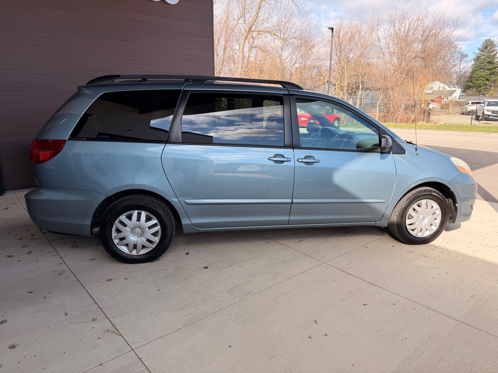 2006 Toyota Sienna Image 8
