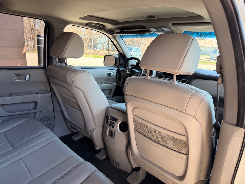 2011 Honda Pilot Image 16
