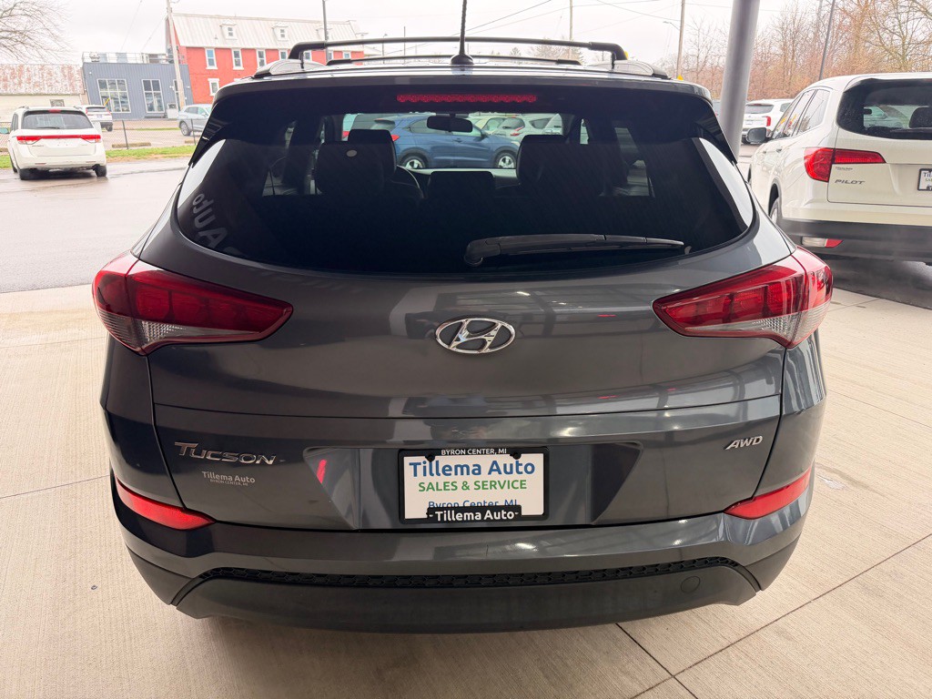 2017 Hyundai Tucson Image 6