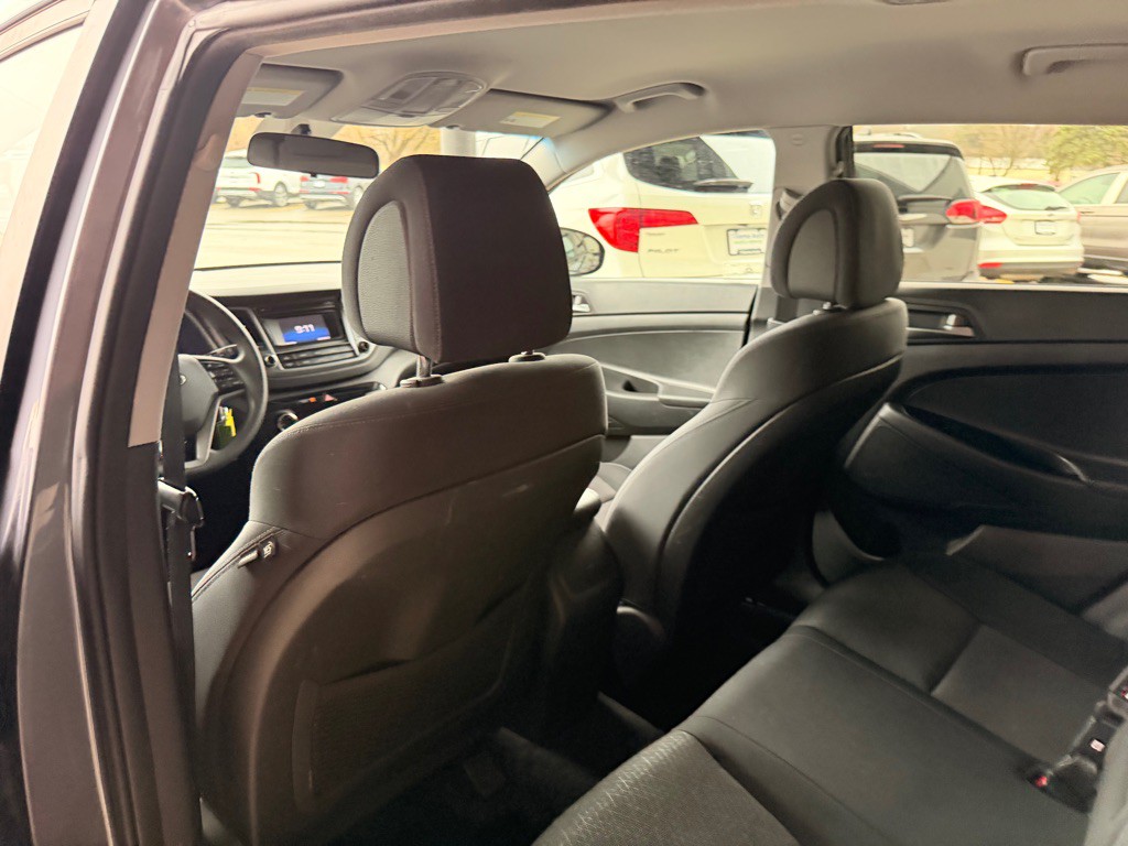 2017 Hyundai Tucson Image 11