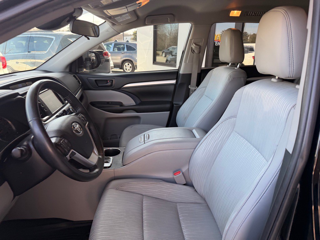 2019 Toyota Highlander Image 10