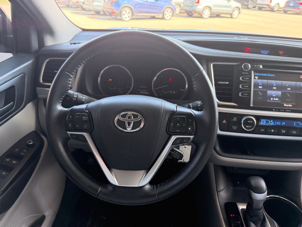 2019 Toyota Highlander Image 22