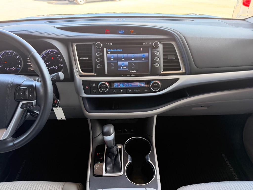 2019 Toyota Highlander Image 26
