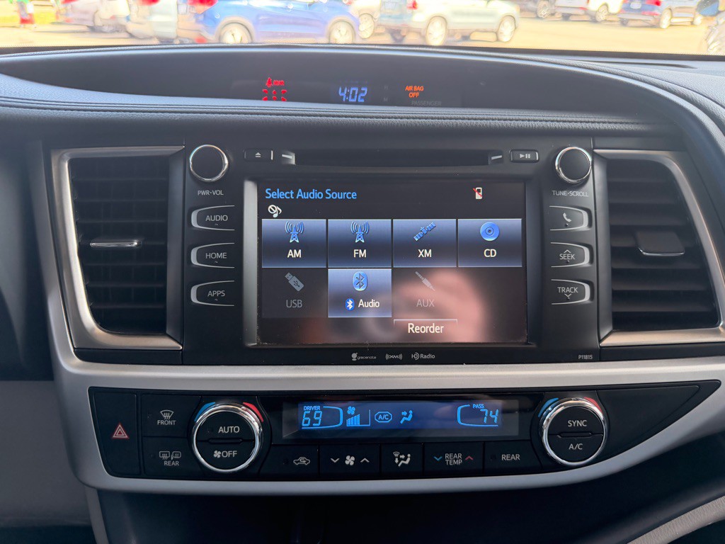 2019 Toyota Highlander Image 27