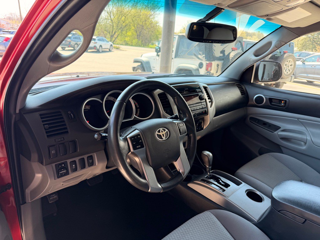 2012 Toyota Tacoma Image 9