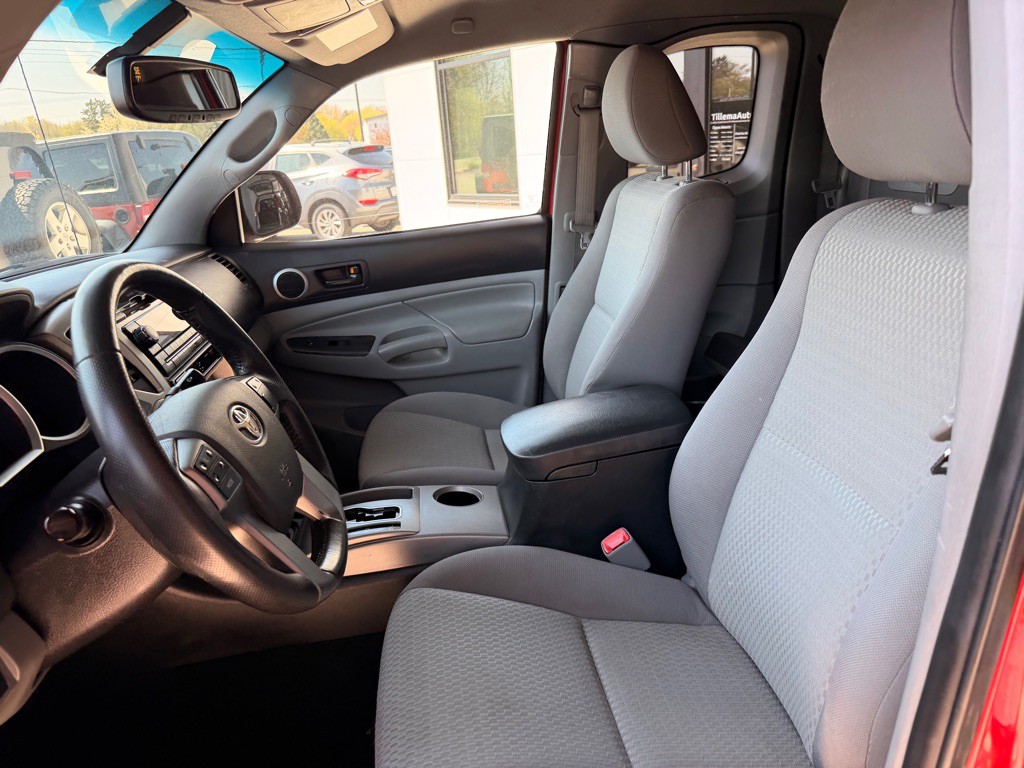 2012 Toyota Tacoma Image 10