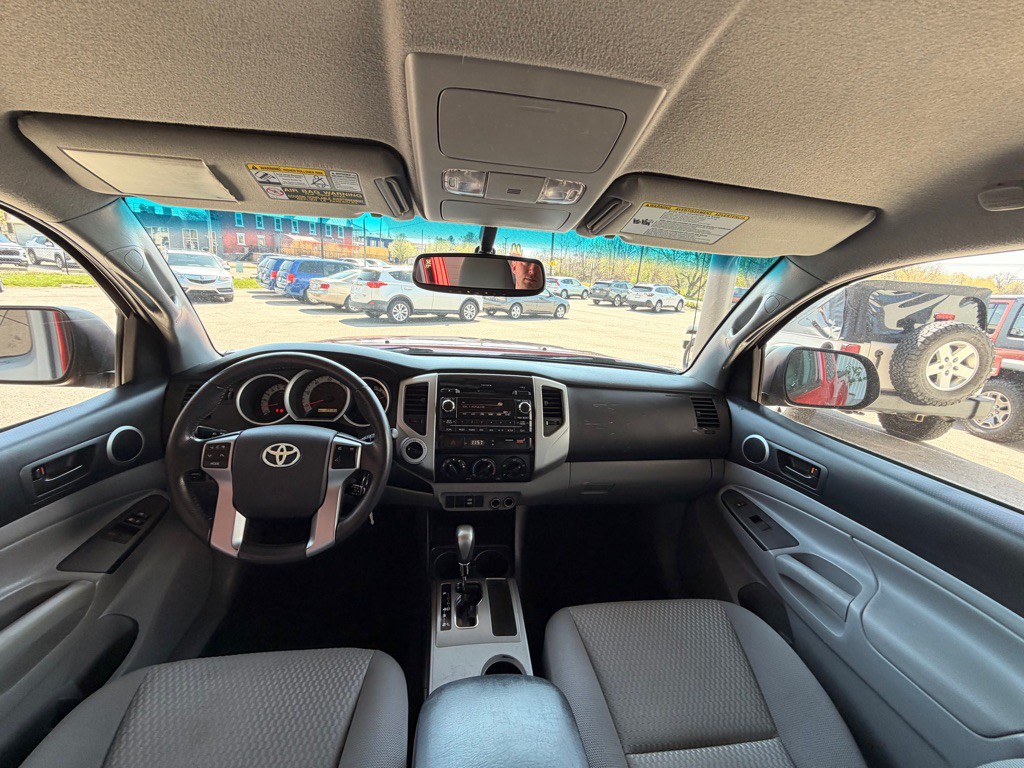 2012 Toyota Tacoma Image 15