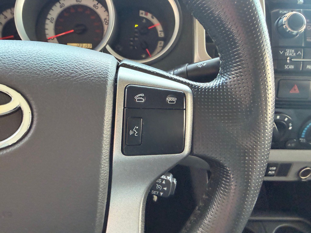2012 Toyota Tacoma Image 18