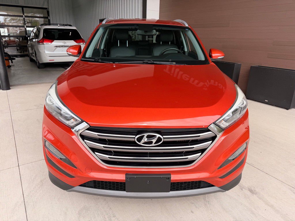 2016 Hyundai Tucson Image 2