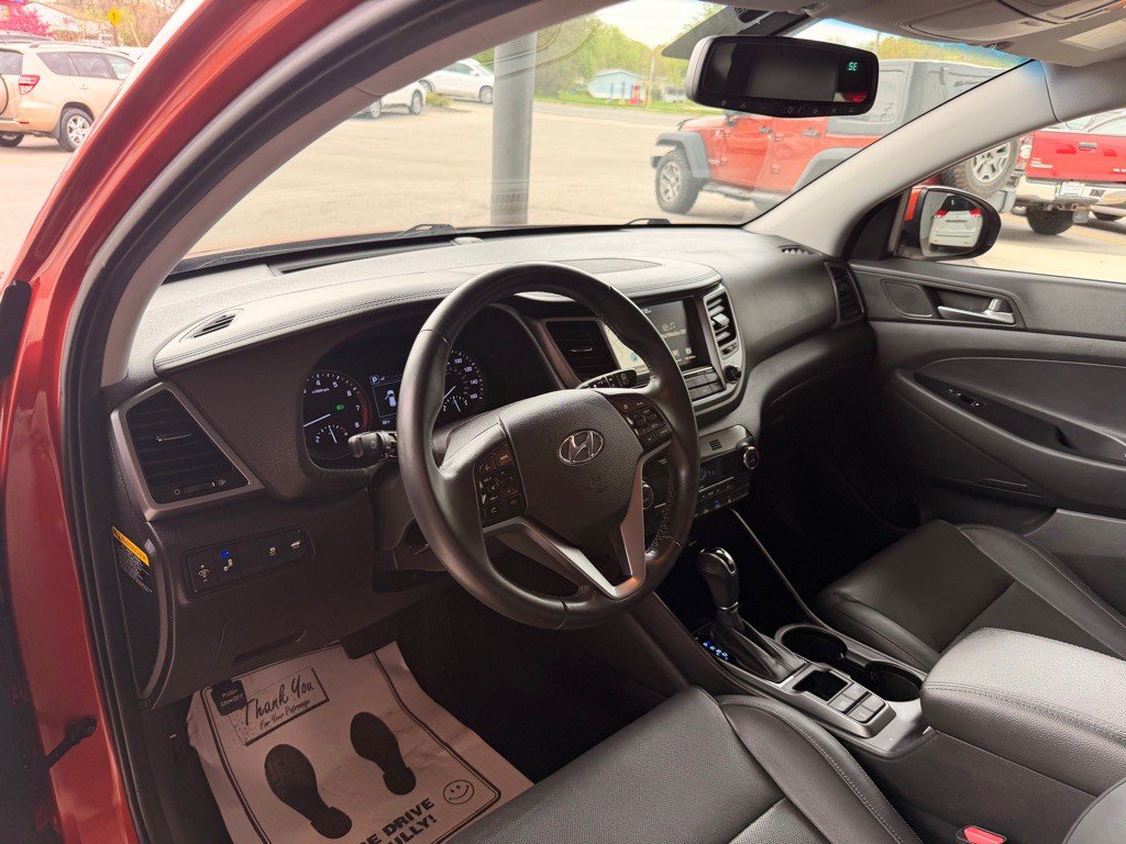 2016 Hyundai Tucson Image 9