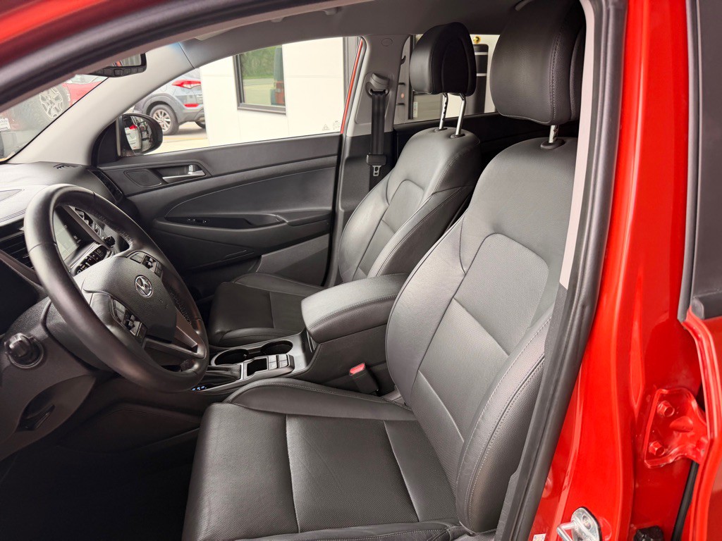 2016 Hyundai Tucson Image 10