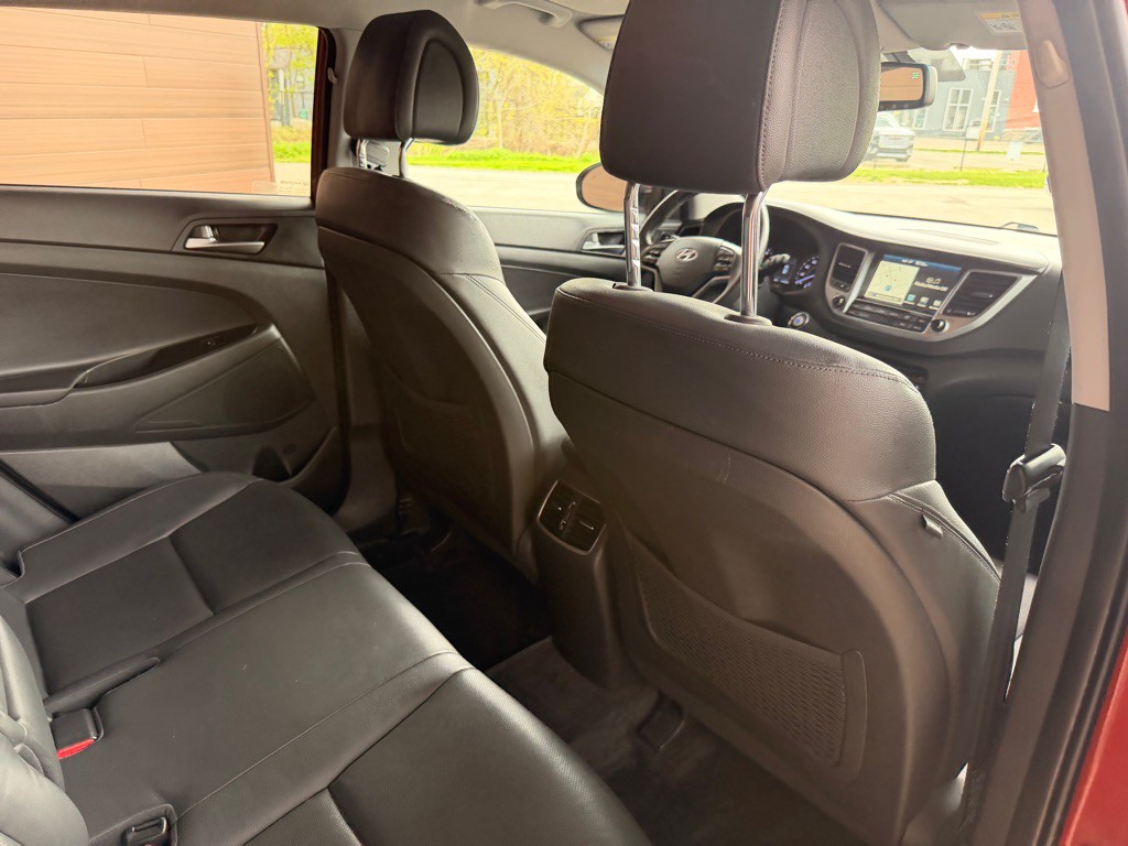 2016 Hyundai Tucson Image 14