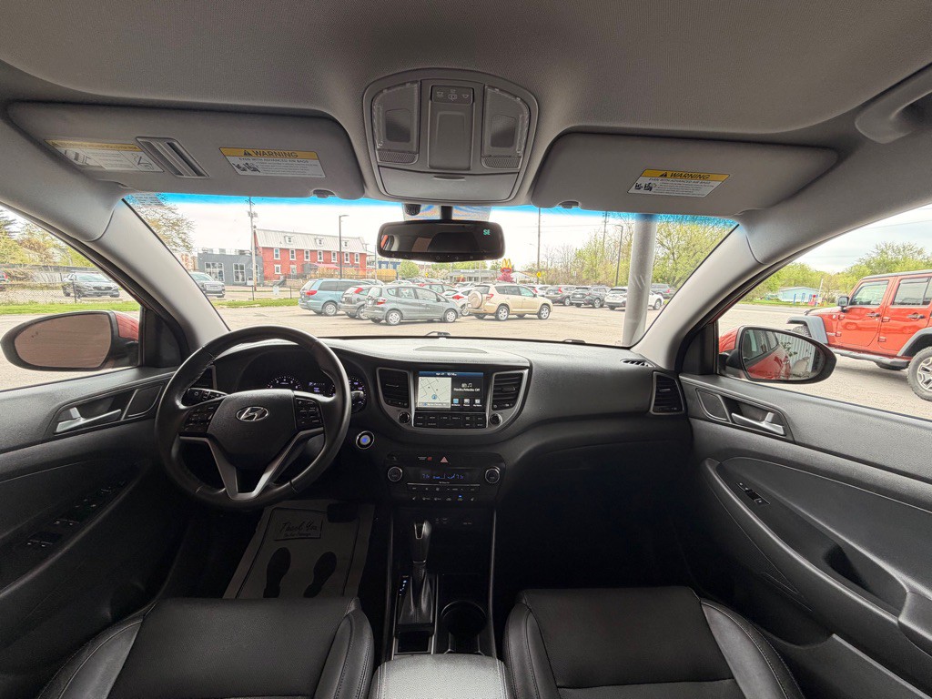 2016 Hyundai Tucson Image 18