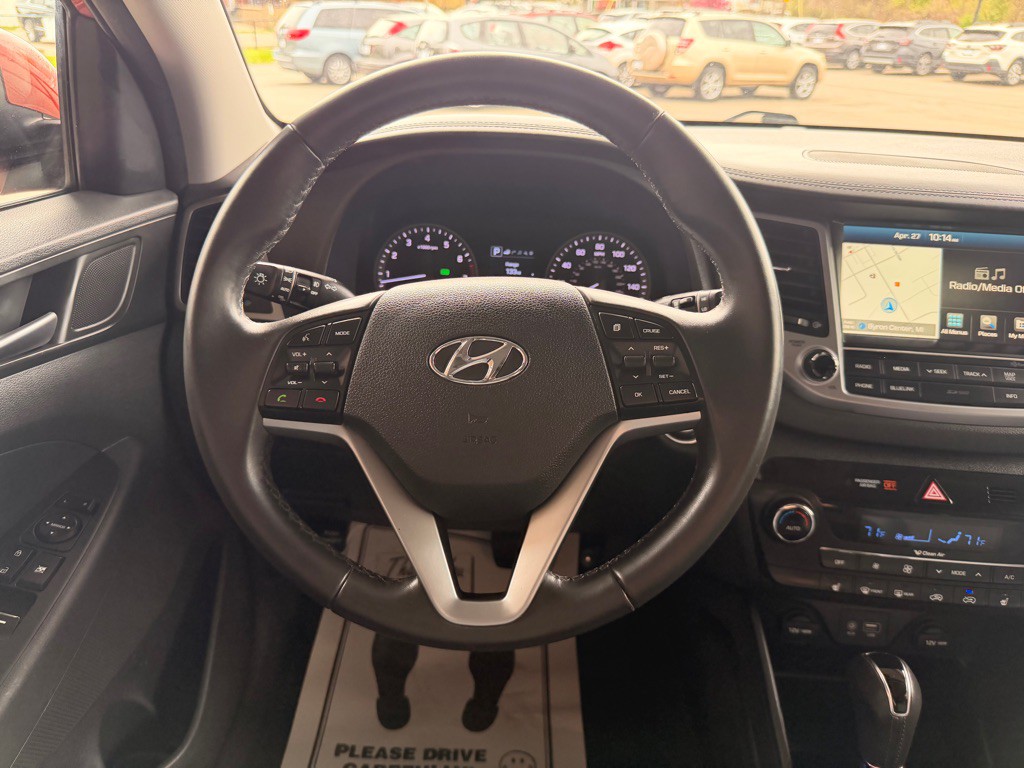 2016 Hyundai Tucson Image 19
