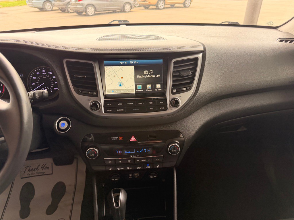 2016 Hyundai Tucson Image 23