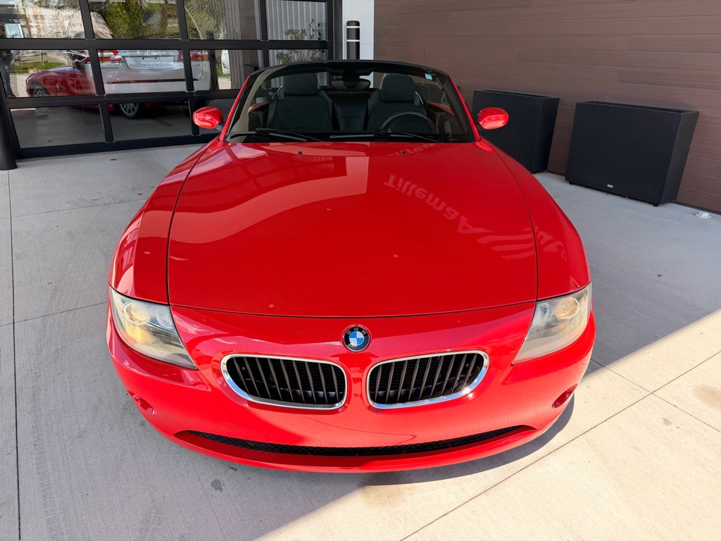 2005 BMW Z4 Image 2