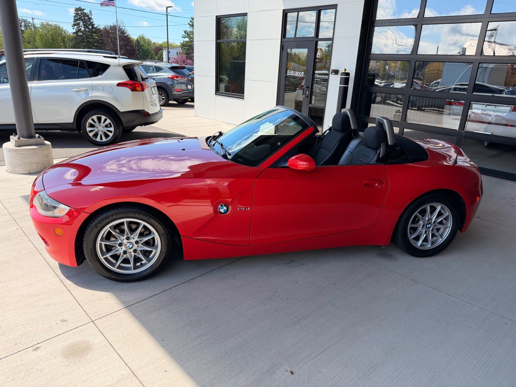 2005 BMW Z4 Image 4