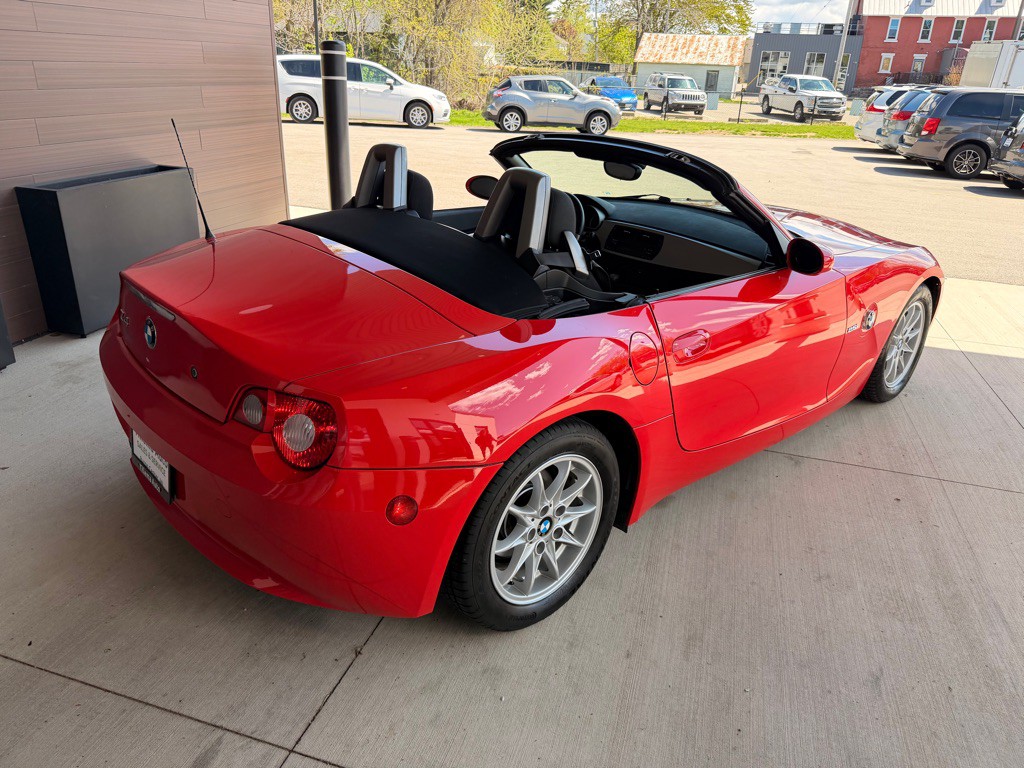 2005 BMW Z4 Image 7