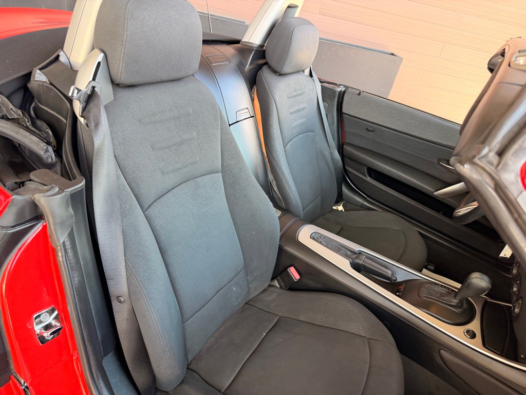 2005 BMW Z4 Image 12