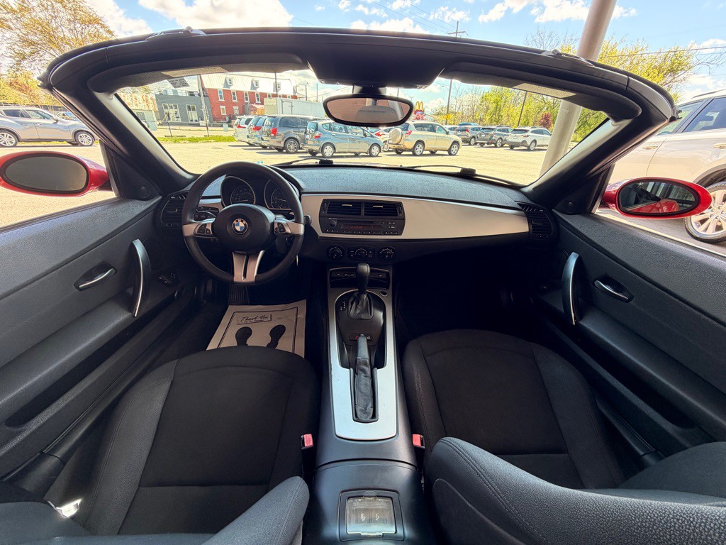 2005 BMW Z4 Image 13