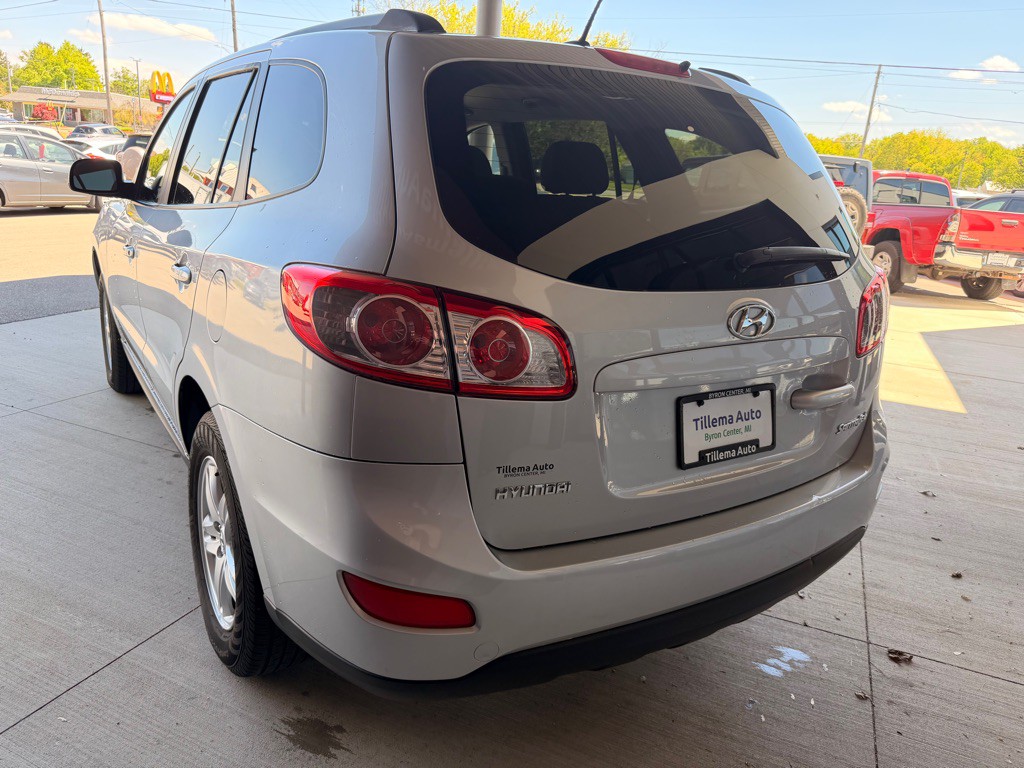 2010 Hyundai Santa Fe Image 5