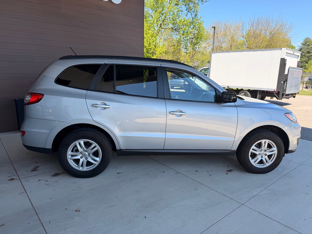2010 Hyundai Santa Fe Image 8