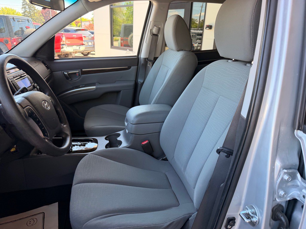 2010 Hyundai Santa Fe Image 10