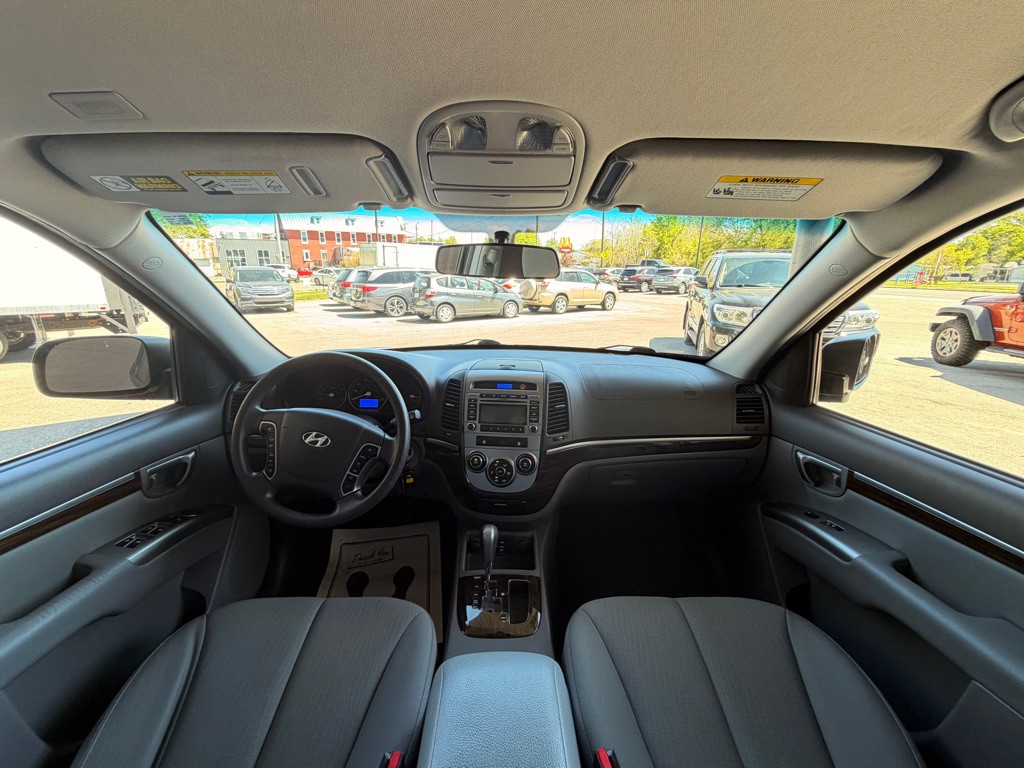 2010 Hyundai Santa Fe Image 18