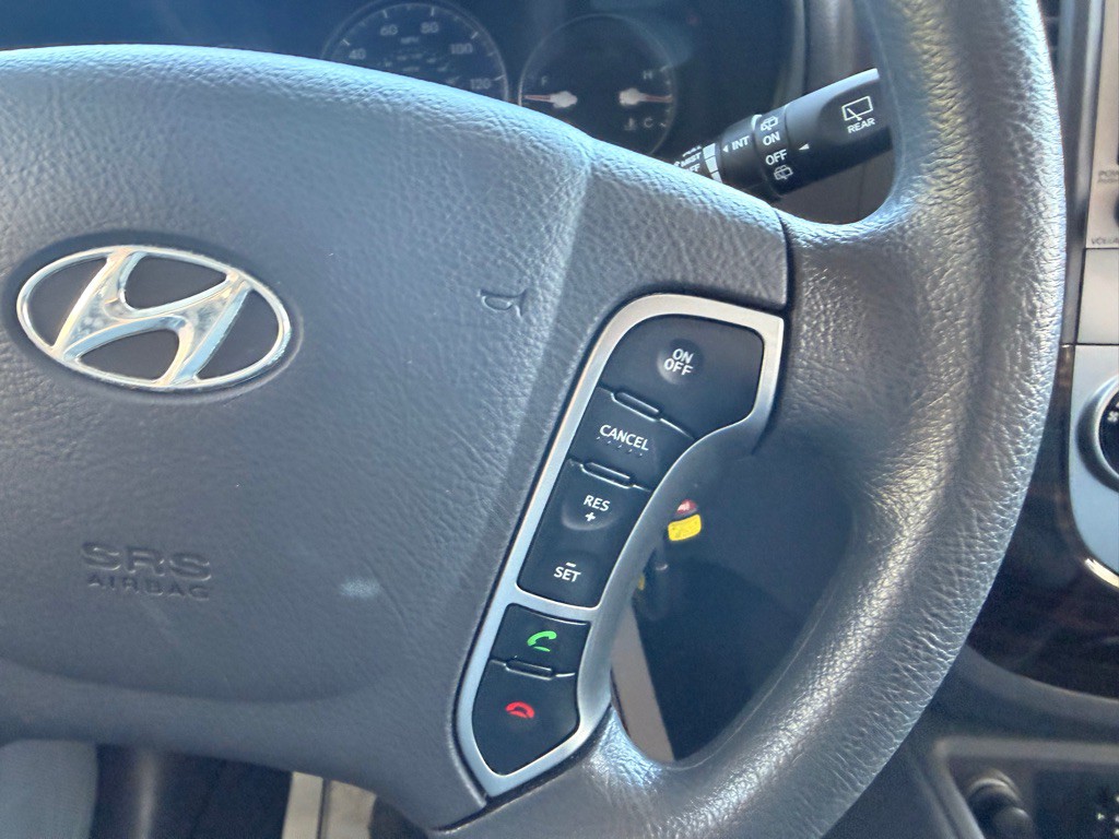 2010 Hyundai Santa Fe Image 21