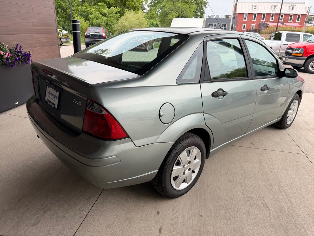2006 Ford Focus Image 7