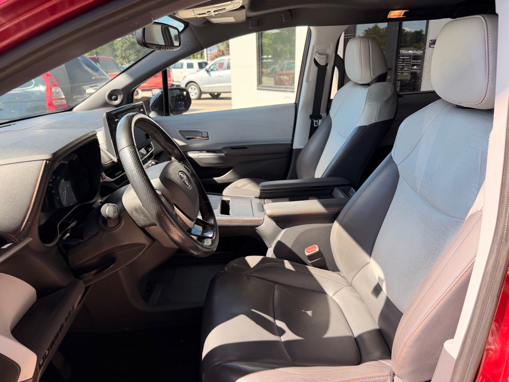 2022 Toyota Sienna Image 10
