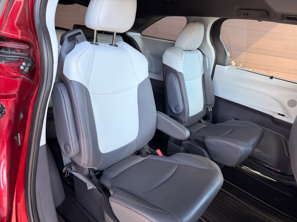 2022 Toyota Sienna Image 15