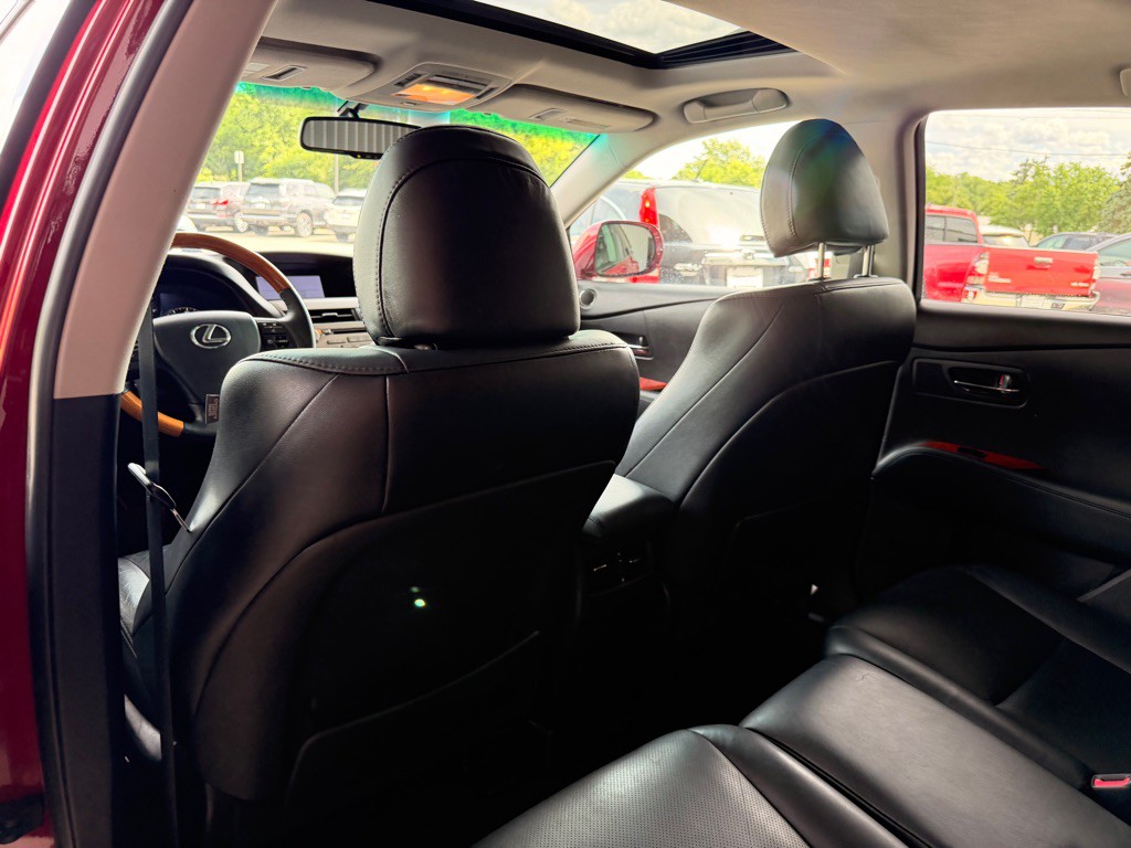 2011 Lexus RX Image 11