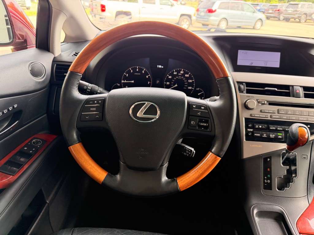 2011 Lexus RX Image 19