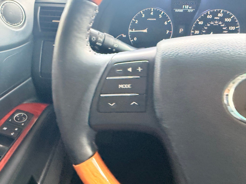 2011 Lexus RX Image 20