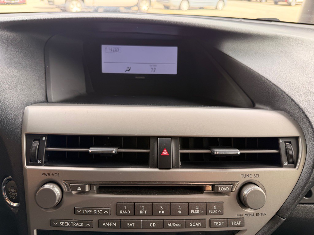 2011 Lexus RX Image 24