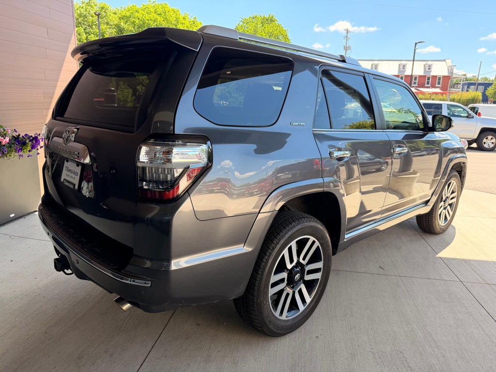 2016 Toyota 4Runner Image 7