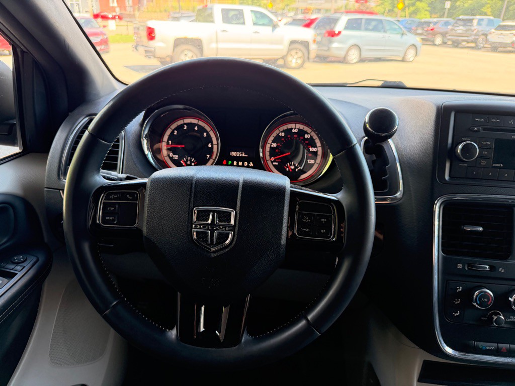 2016 Dodge Grand Caravan Image 21