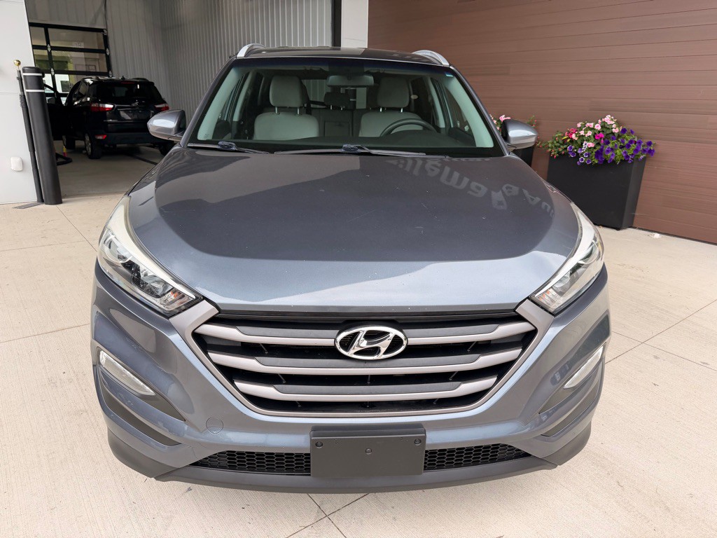 2016 Hyundai Tucson Image 2