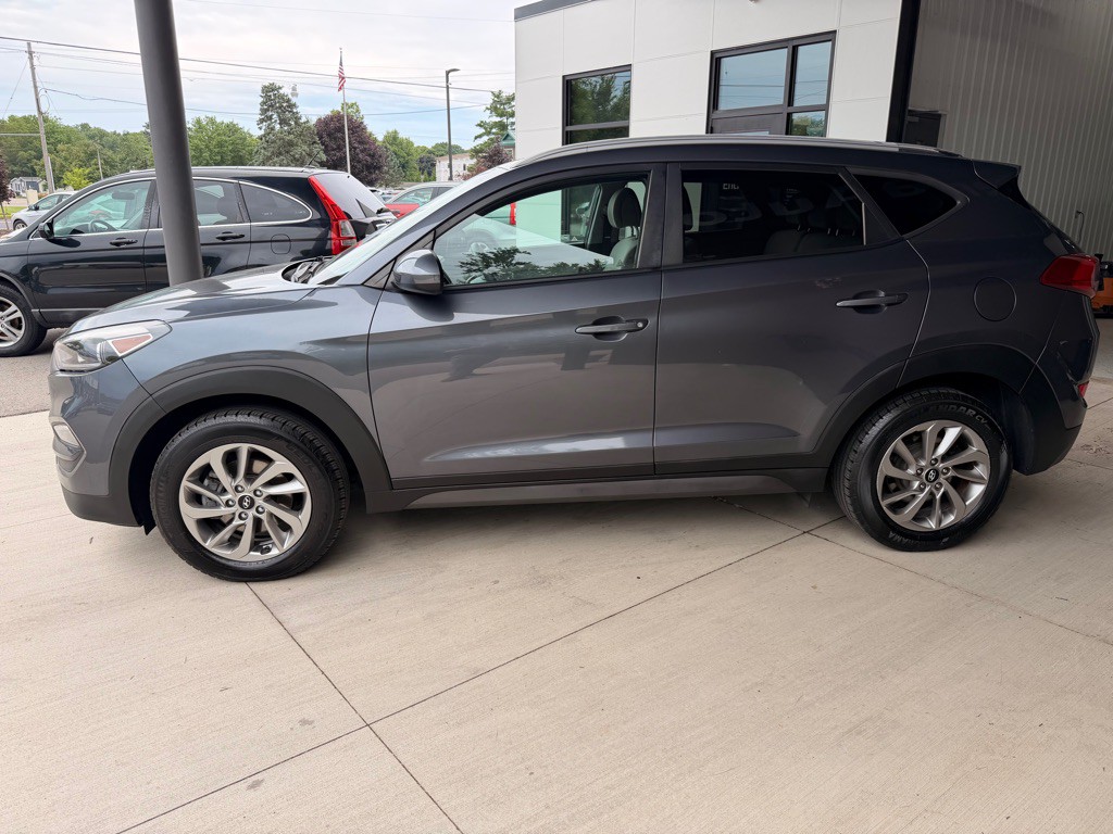 2016 Hyundai Tucson Image 4