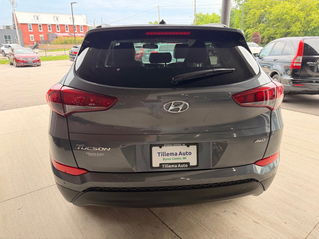 2016 Hyundai Tucson Image 6