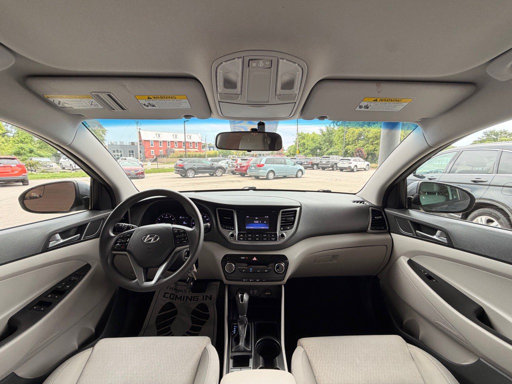 2016 Hyundai Tucson Image 18