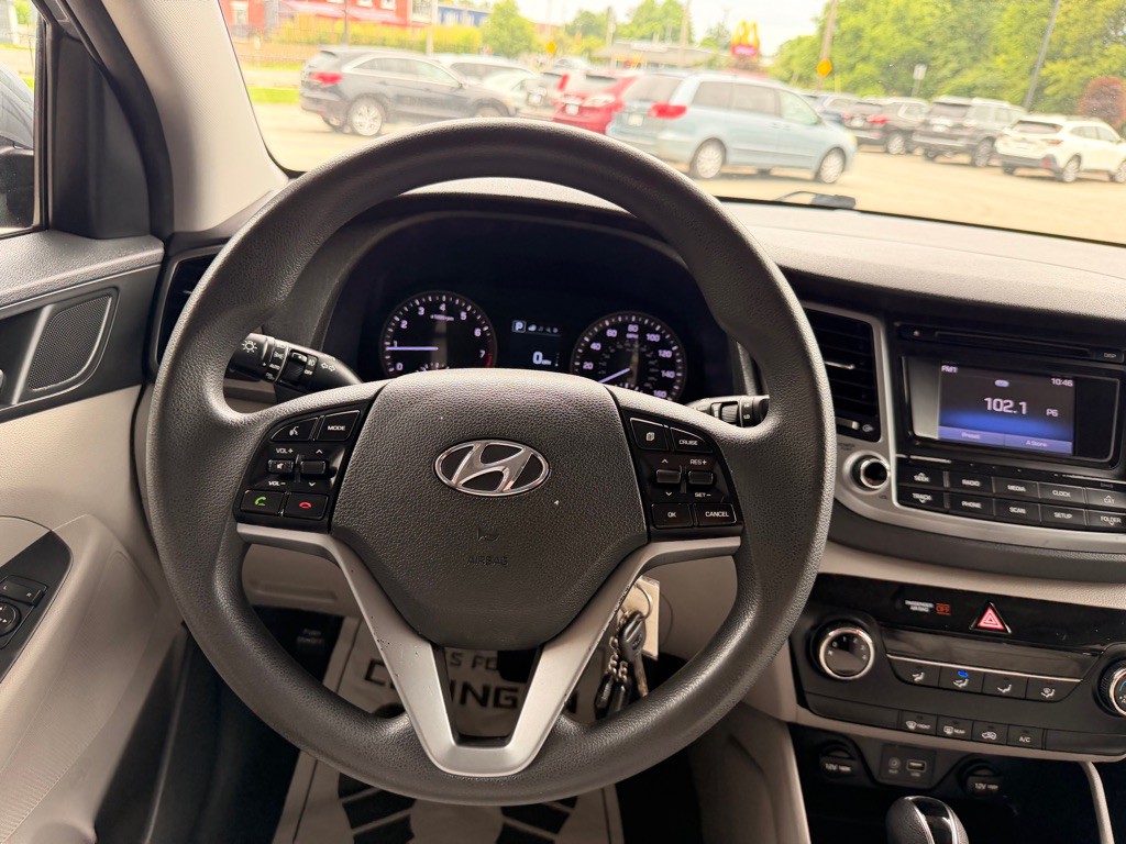 2016 Hyundai Tucson Image 19