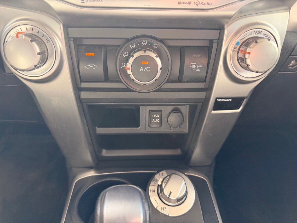 2016 Toyota 4Runner Image 27