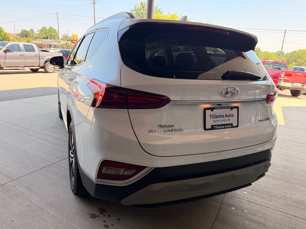 2019 Hyundai Santa Fe Image 5
